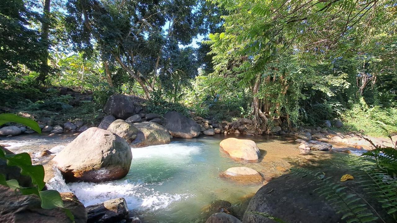 Kootney Resorts Portsmouth 外观 照片